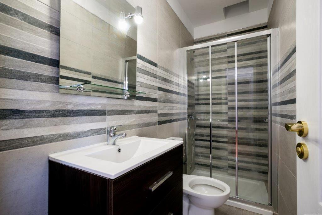 2 Bedroom Apartments Los Cristianos Beach Tenerife Tamaragua أرونا المظهر الخارجي الصورة