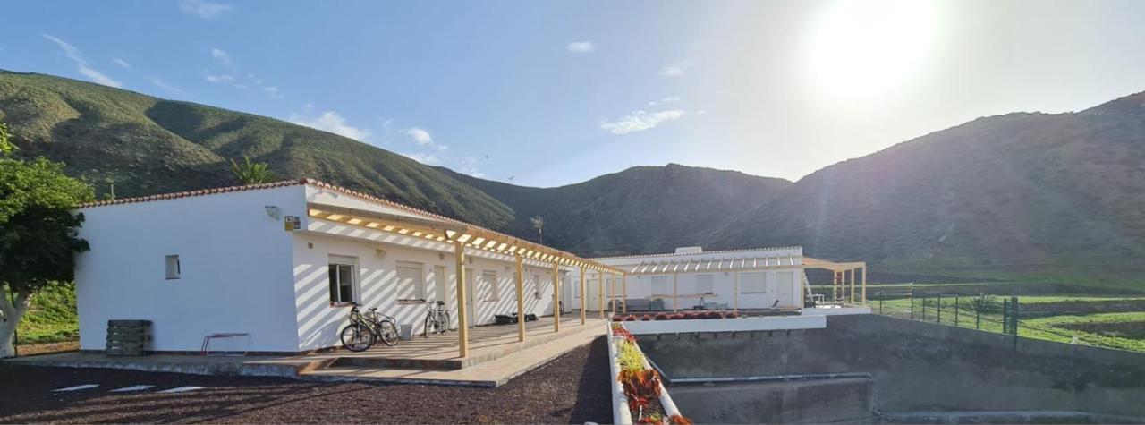 2 Bedroom Apartments Los Cristianos Beach Tenerife Tamaragua أرونا المظهر الخارجي الصورة