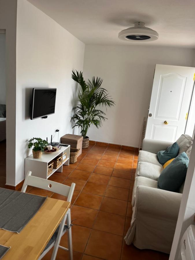 2 Bedroom Apartments Los Cristianos Beach Tenerife Tamaragua أرونا المظهر الخارجي الصورة
