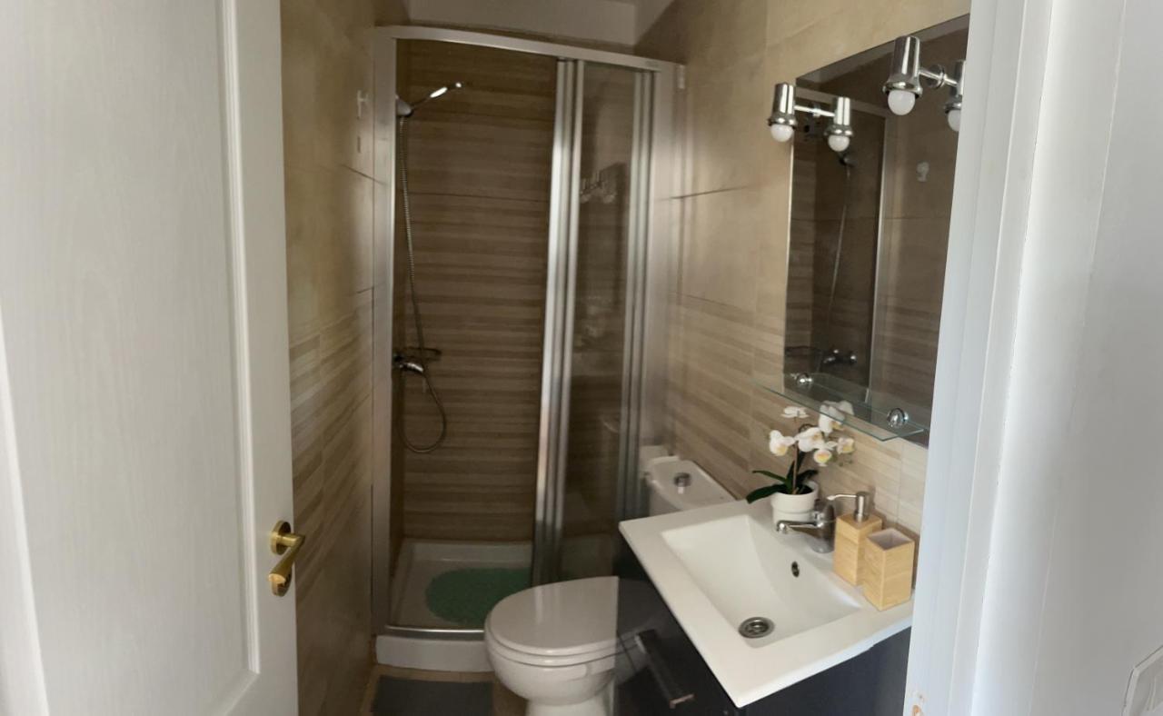 2 Bedroom Apartments Los Cristianos Beach Tenerife Tamaragua أرونا المظهر الخارجي الصورة