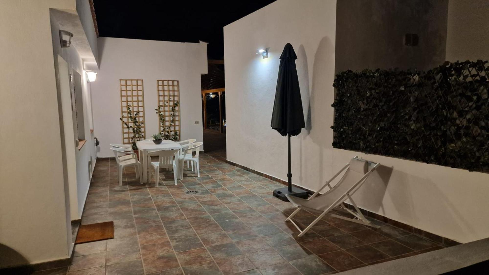 2 Bedroom Apartments Los Cristianos Beach Tenerife Tamaragua أرونا المظهر الخارجي الصورة