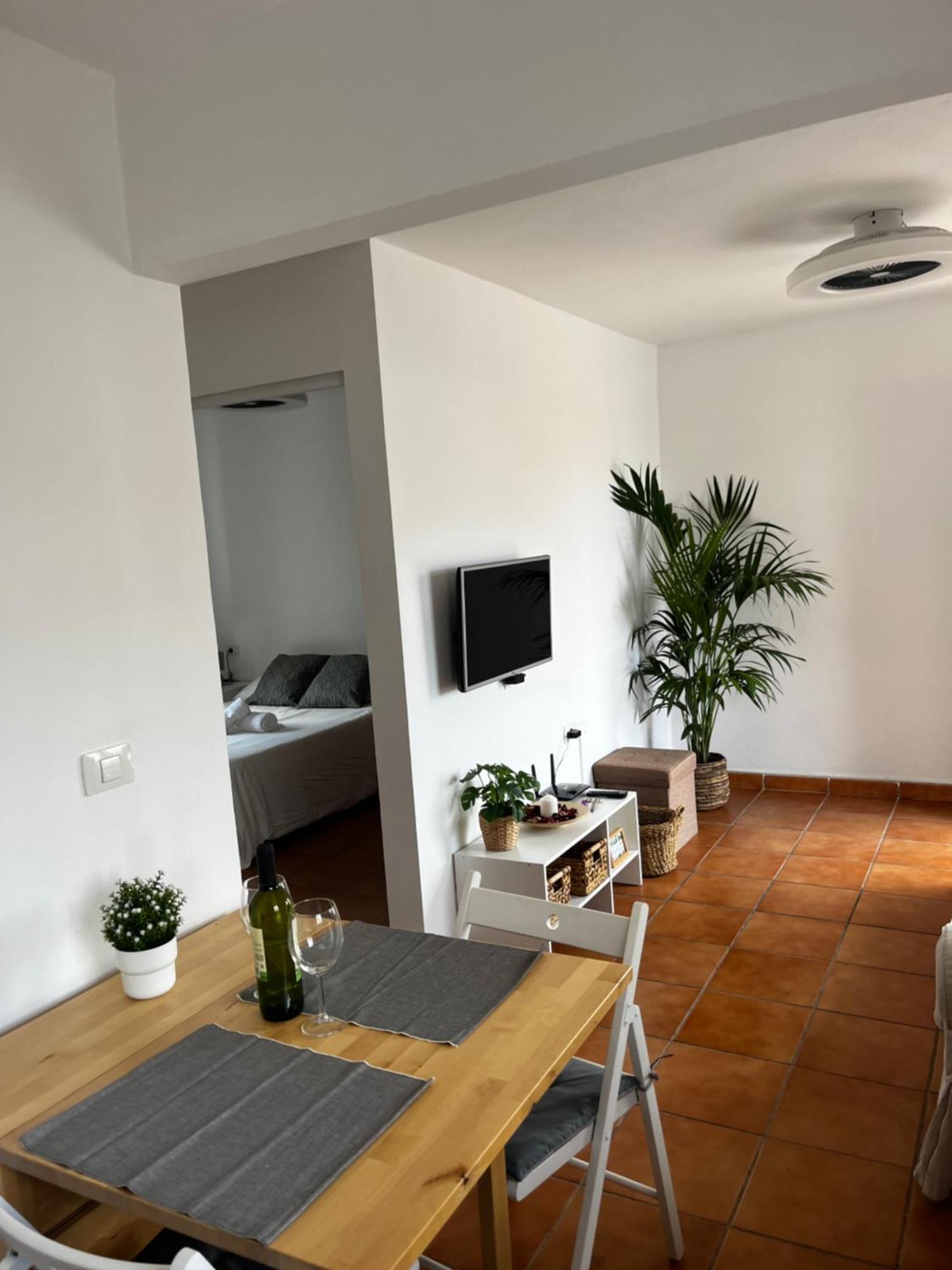 2 Bedroom Apartments Los Cristianos Beach Tenerife Tamaragua أرونا المظهر الخارجي الصورة